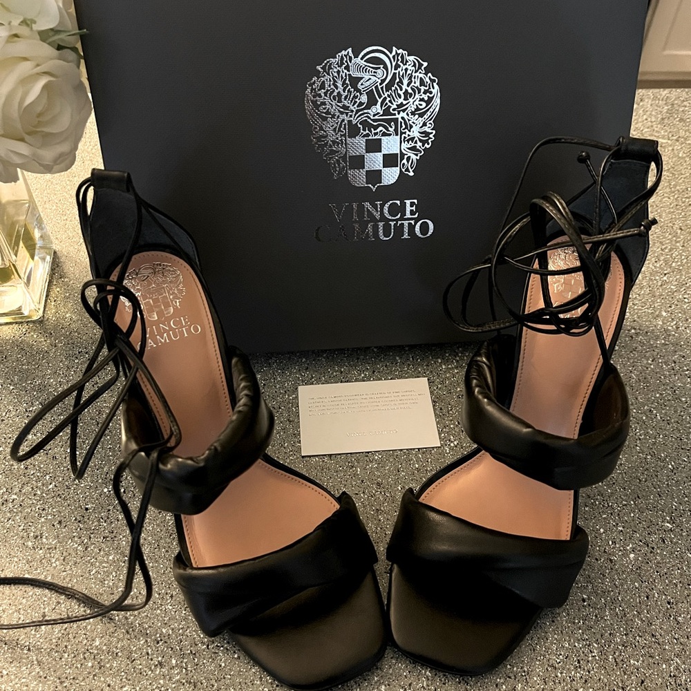 Vince Camuto Andrequa sandal. Size 9. Color black. BRAND NEW, NEVER WORN!!!